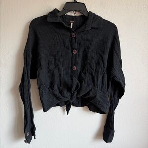 Free People Black Crinkle Sunstreaks Tie Front Long Sleeve Button Blouse Women S